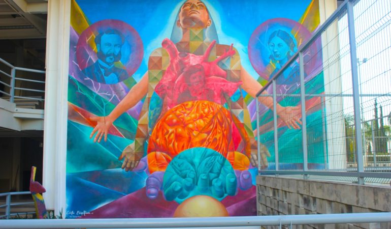 Mural Simbólico de la Escuela Cruz Roja